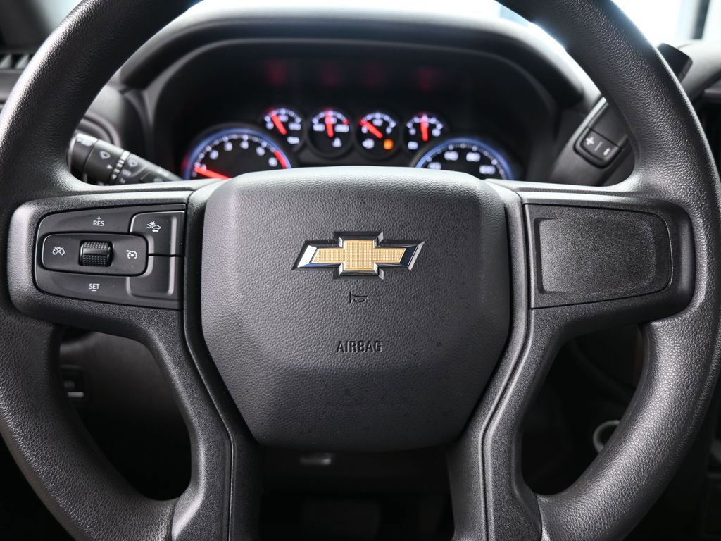 Used 2023 Chevrolet Silverado 1500 Custom image 25