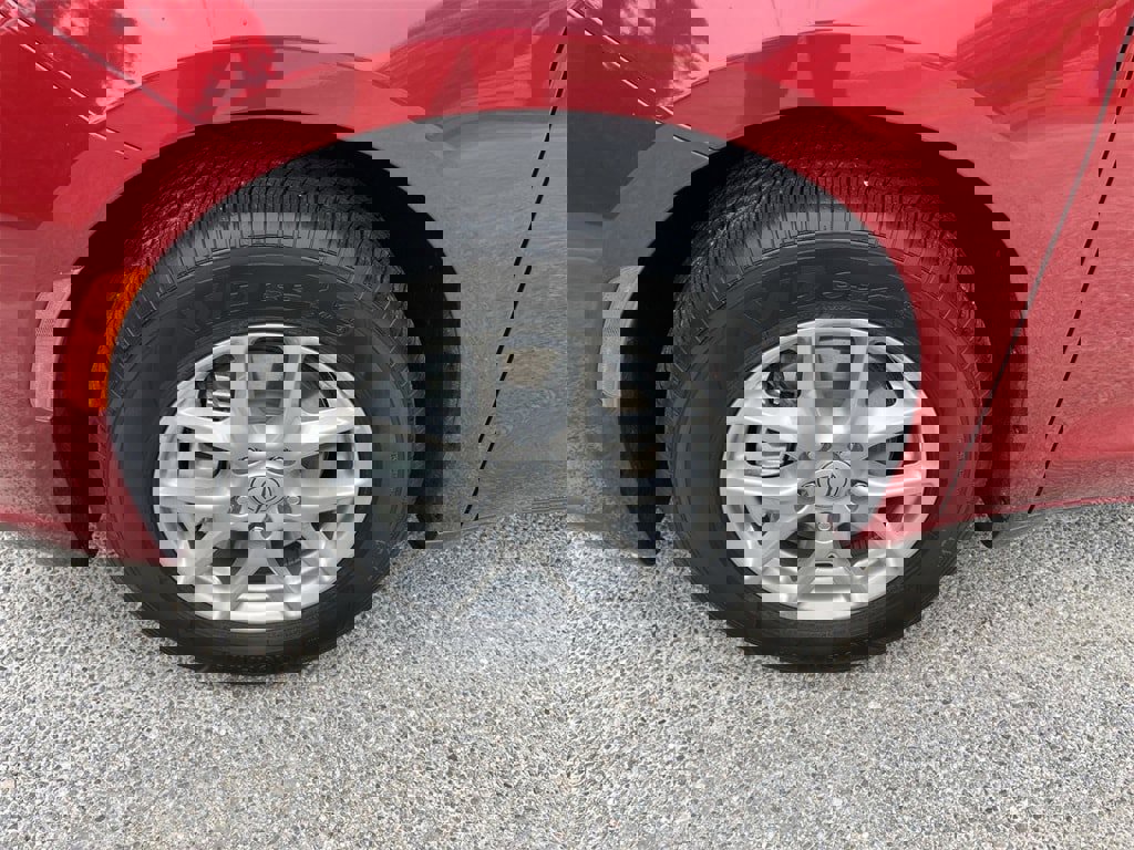 New 2026 Chrysler Pacifica Select image 10