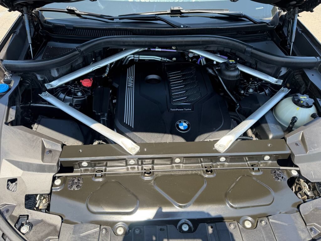 Used 2022 BMW X5 xDrive40i AWD/4WD image 36