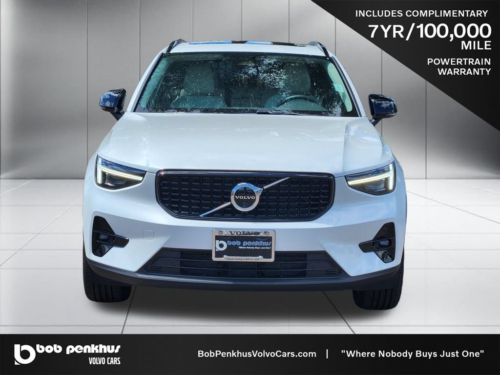 New 2026 Volvo XC40 B5 Plus w/ Protection Package Premier AWD/4WD image 22