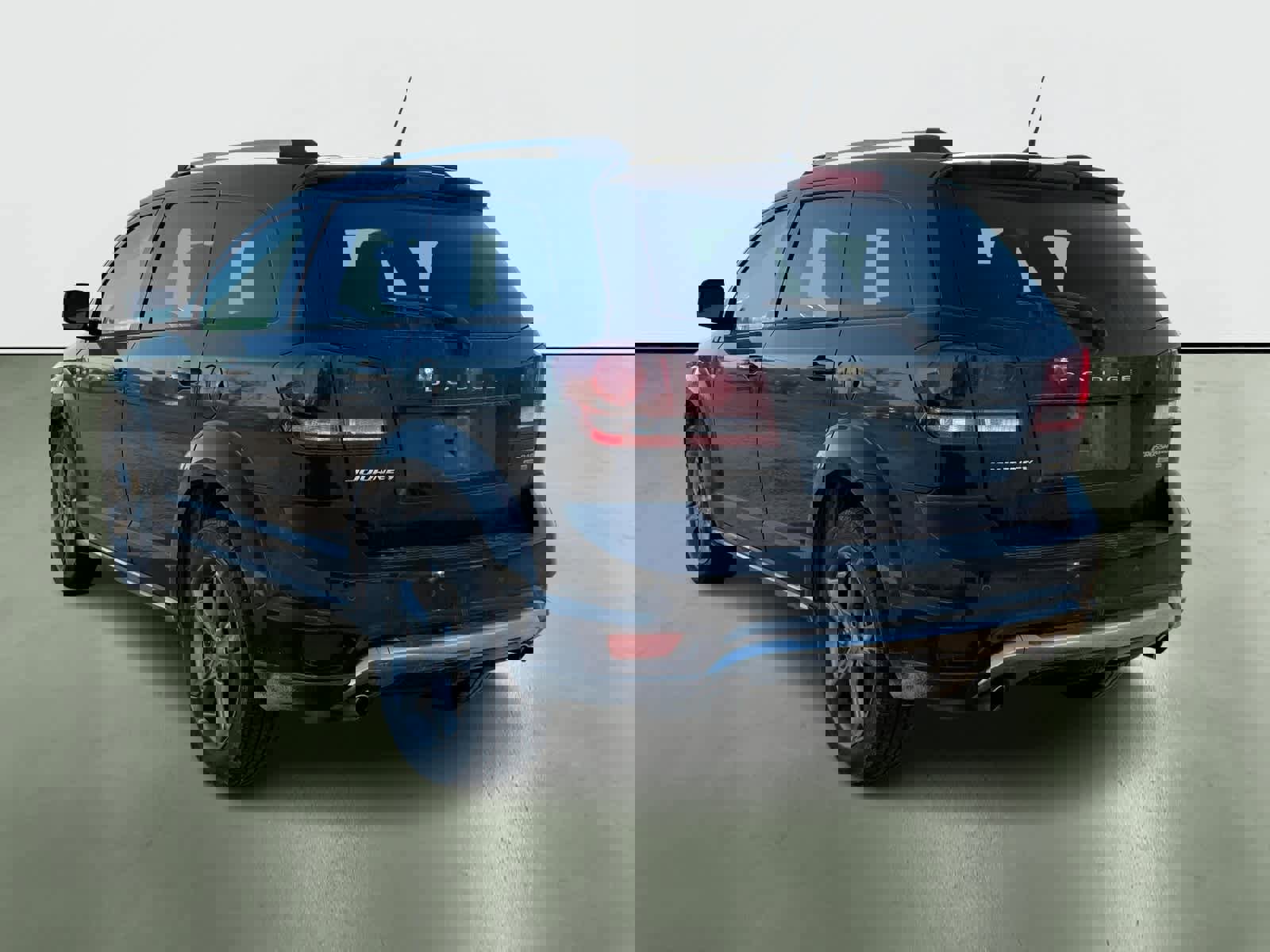 Used 2017 Dodge Journey Crossroad image 3