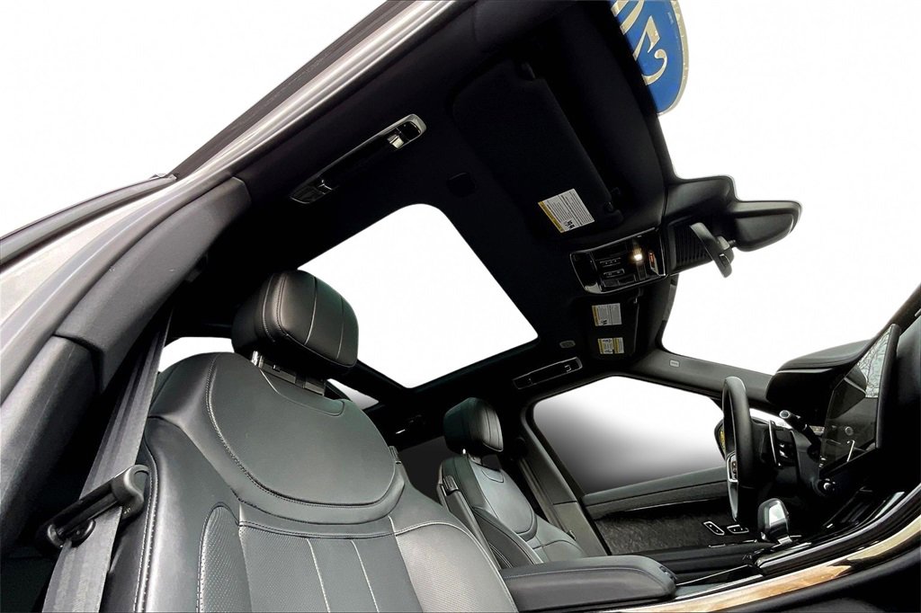Used 2025 Land Rover Range Rover Sport Dynamic SE image 26