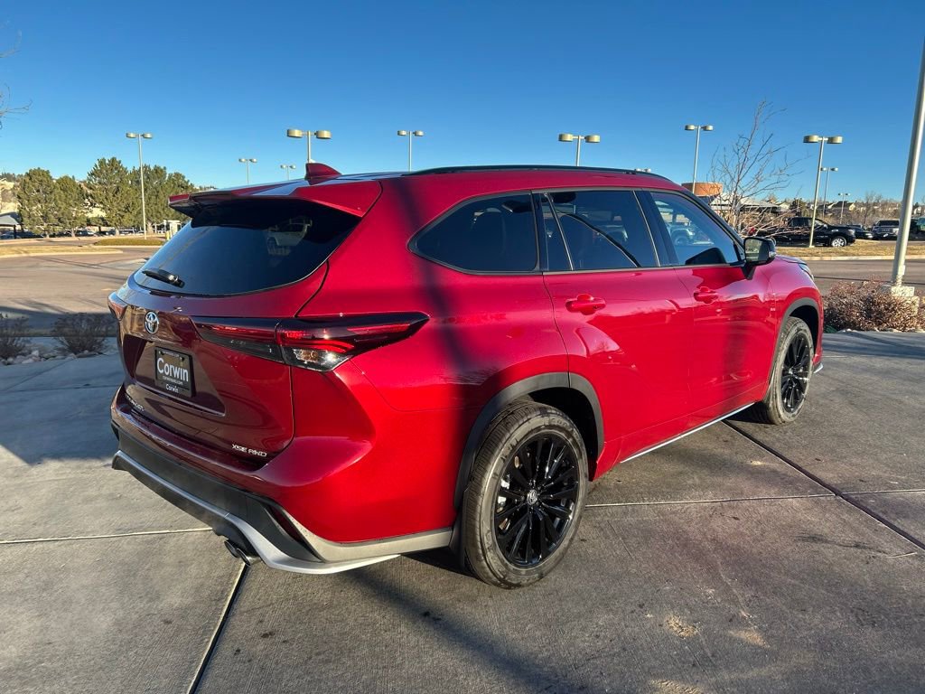 Used 2026 Toyota Highlander XSE image 7