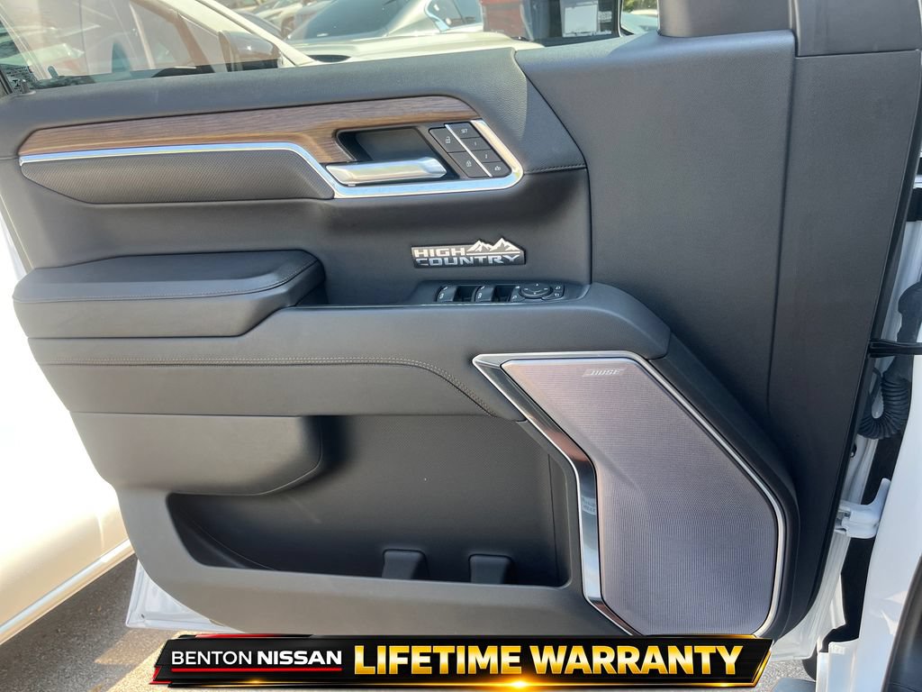 Used 2022 Chevrolet Silverado 1500 High Country AWD/4WD image 12