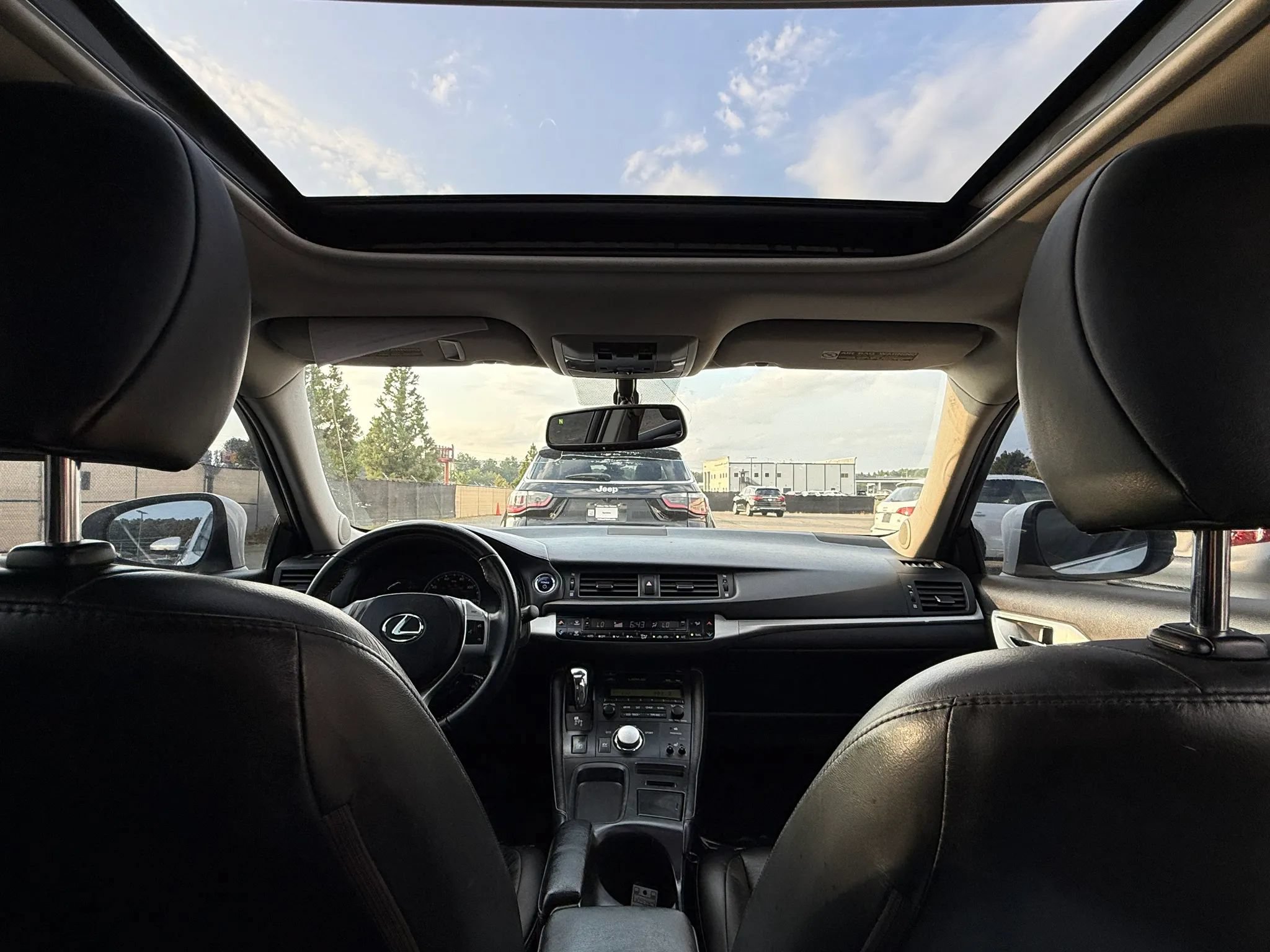 Used 2013 Lexus CT 200h w/ Premium Pkg w/Backup Camera FWD image 23