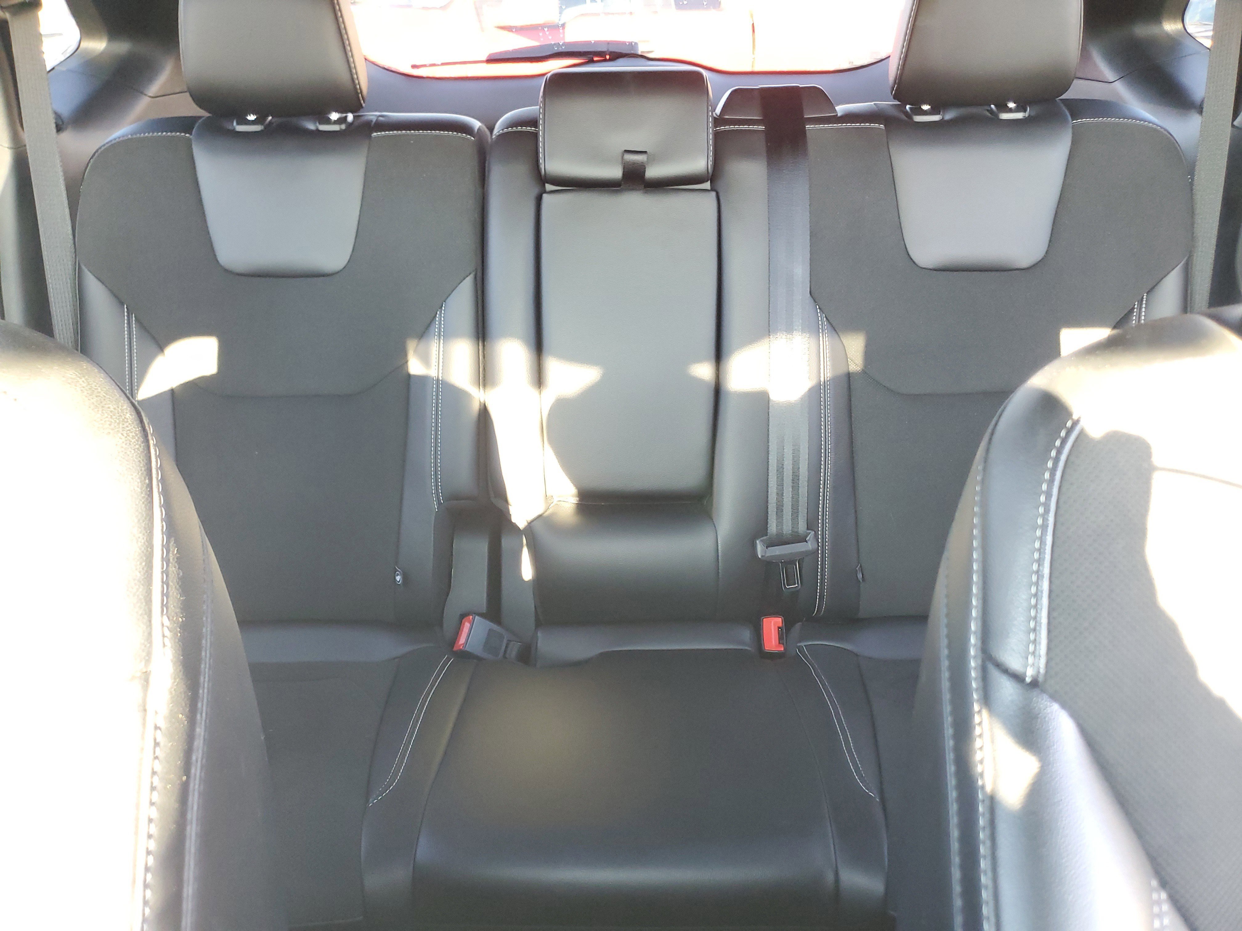 Used 2021 Ford Edge ST w/ Equipment Group 401A image 20