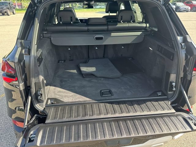 Used 2026 BMW X5 xDrive40i AWD/4WD image 16