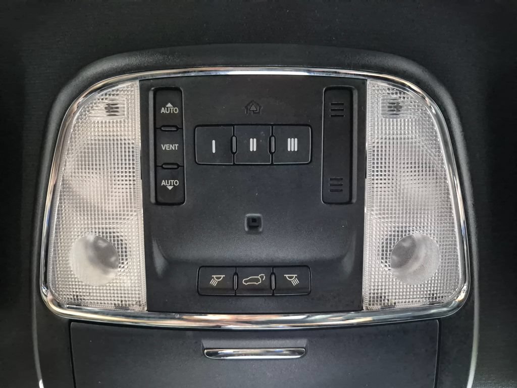 Used 2014 Jeep Grand Cherokee Limited AWD/4WD image 24