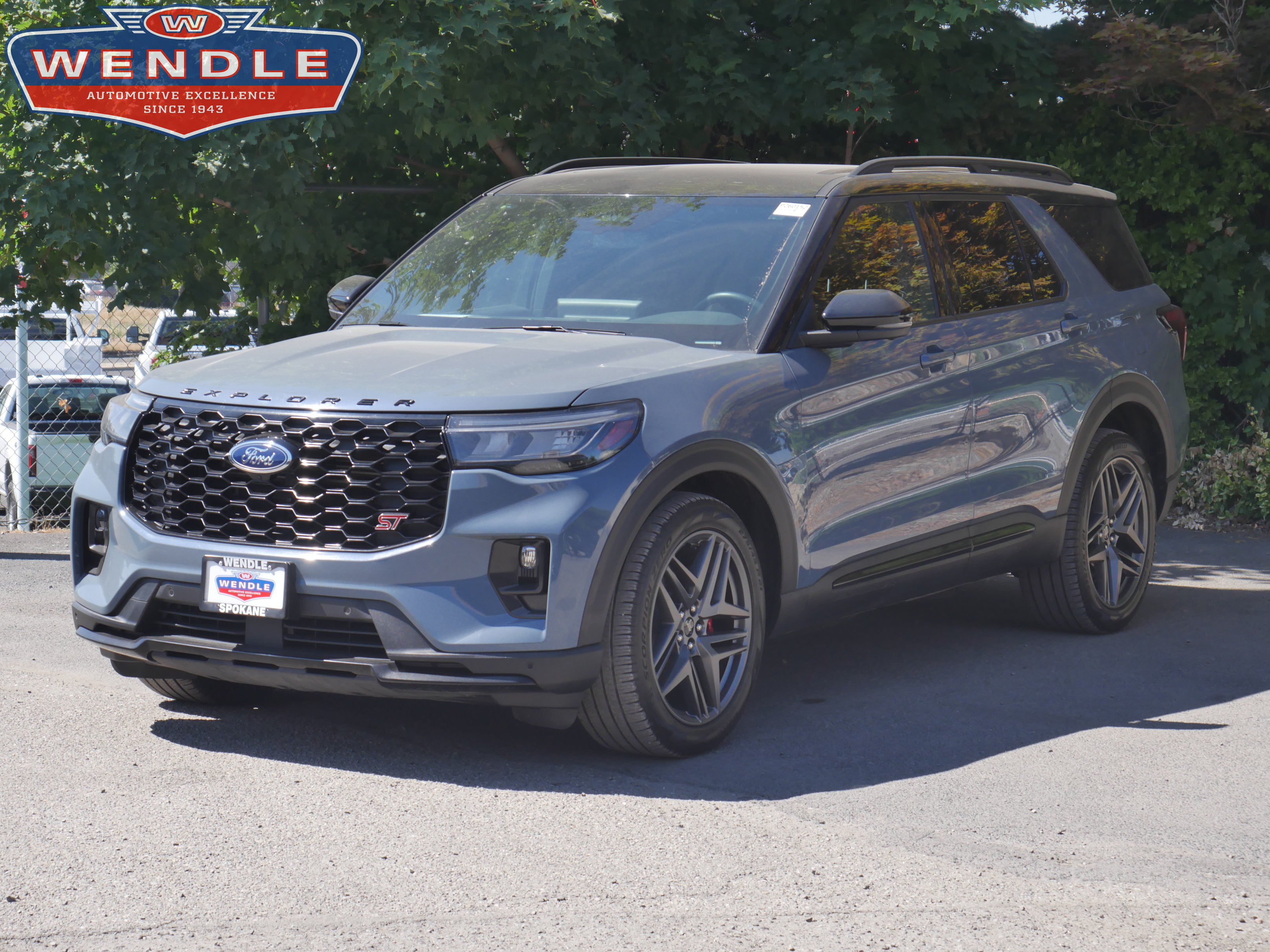 Certified 2025 Ford Explorer ST w/ Sun And Sound Package AWD/4WD image 1