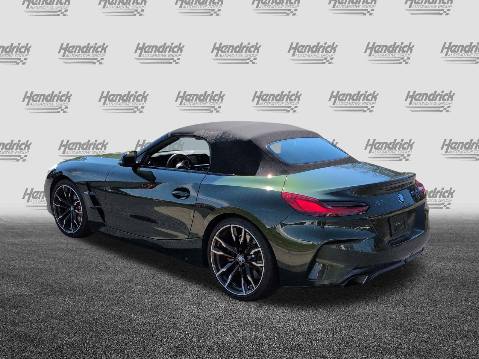 Used 2025 BMW Z4 M40i w/ Edition image 8