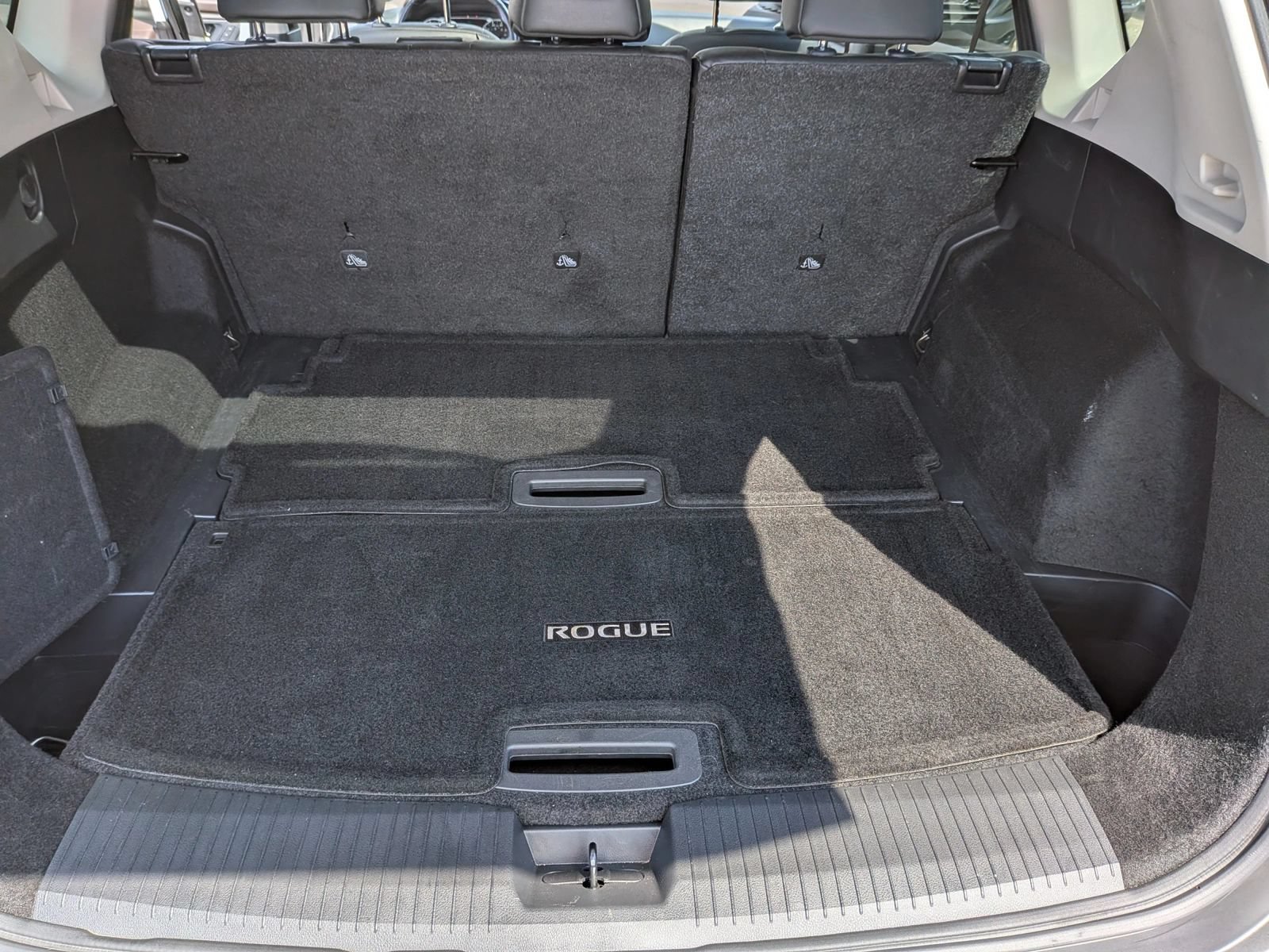Used 2023 Nissan Rogue SL AWD/4WD image 33