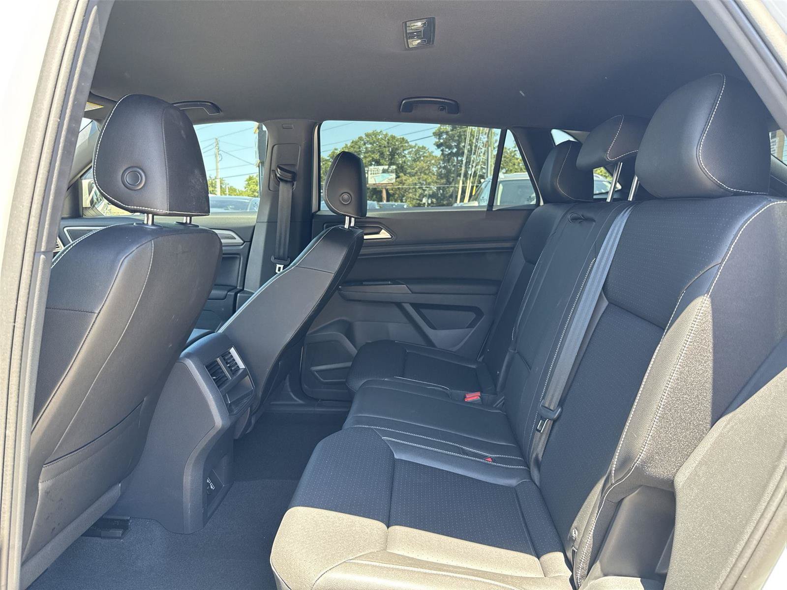Used 2020 Volkswagen Atlas Cross Sport SE AWD/4WD image 22