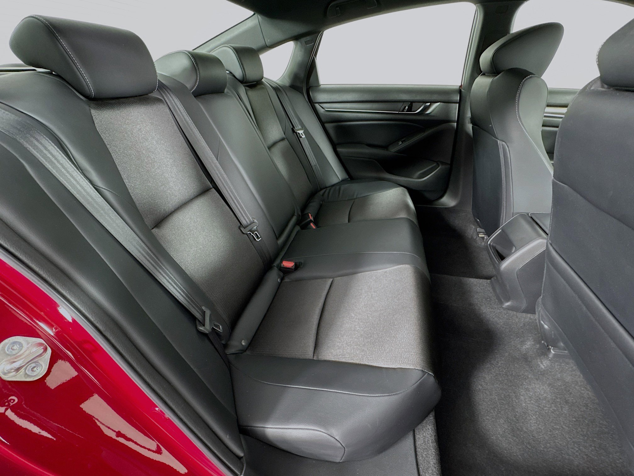 Certified 2018 Honda Accord Sport image 24