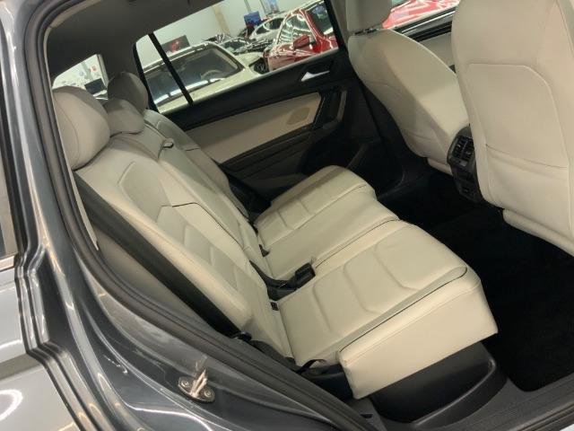 Used 2019 Volkswagen Tiguan SEL Premium image 15