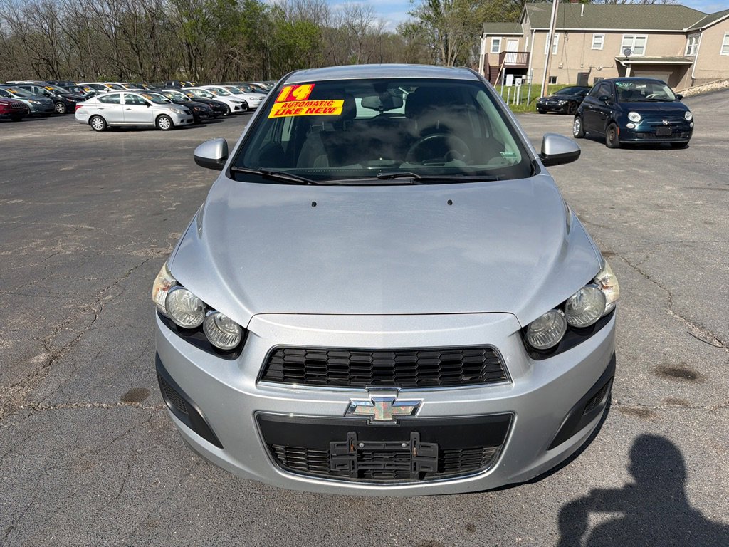 Used 2014 Chevrolet Sonic LT FWD image 3