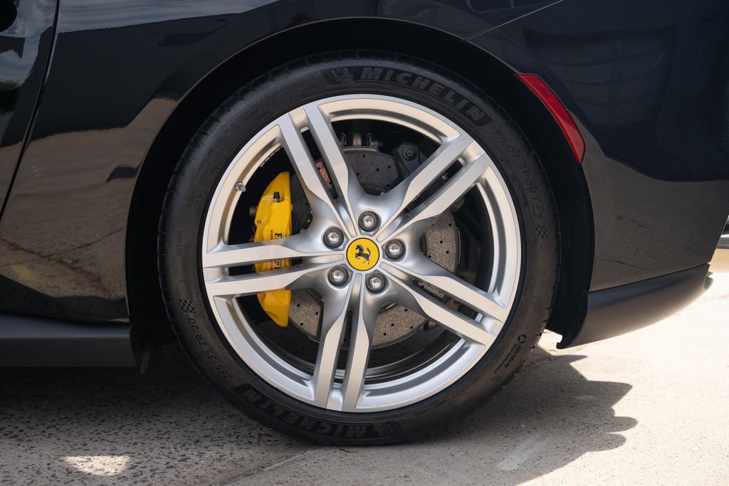 Used 2023 Ferrari Portofino M image 21