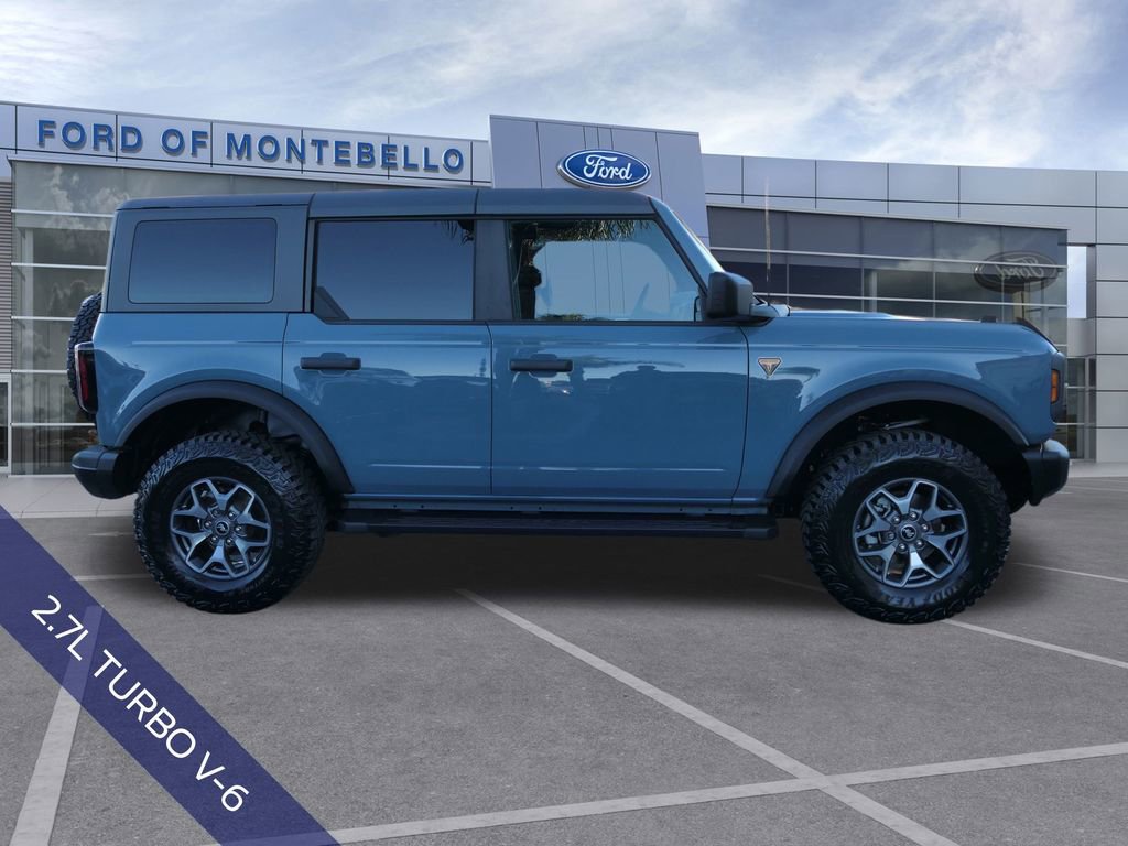 Used 2023 Ford Bronco Badlands image 2