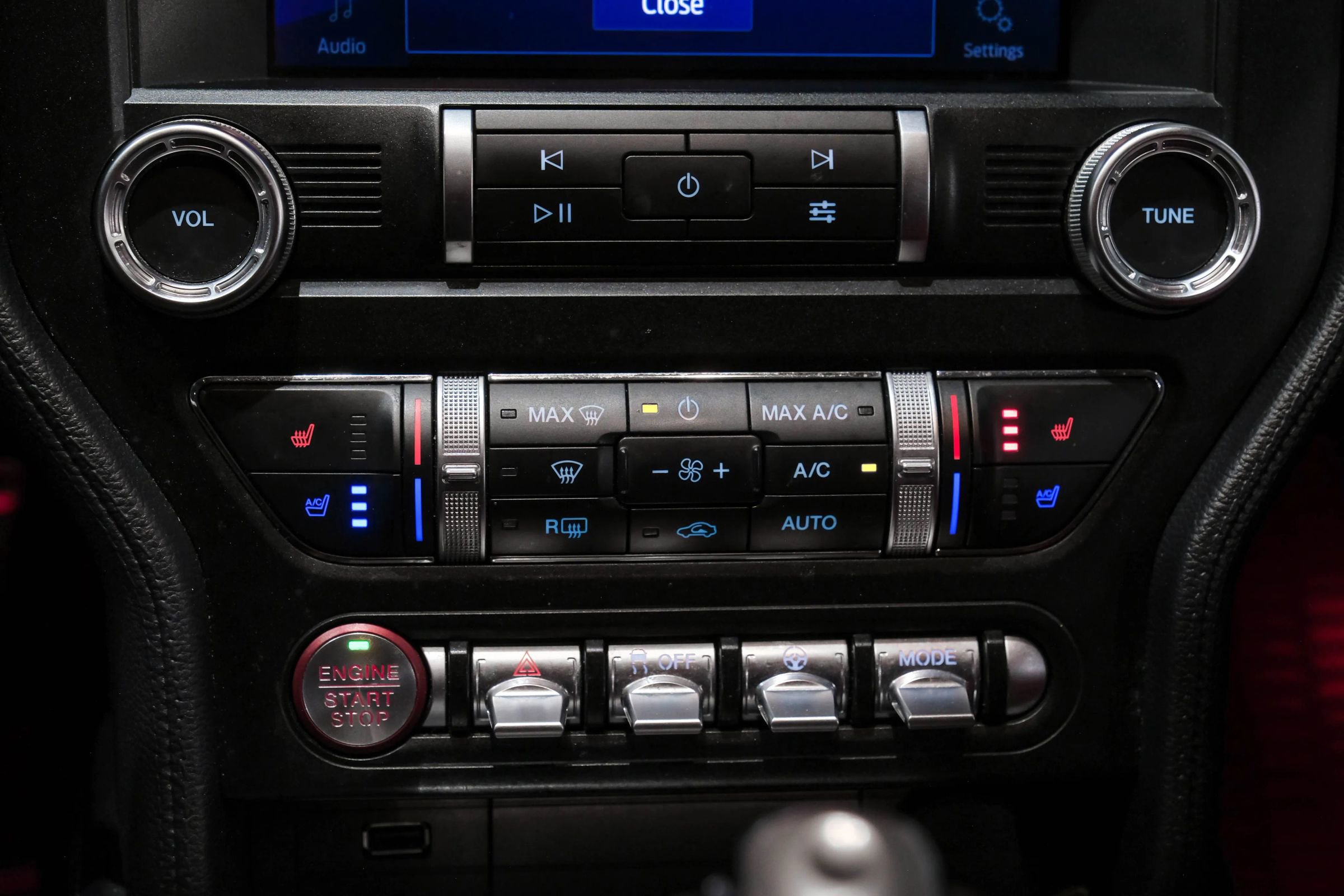 Used 2020 Ford Mustang GT Premium w/ Equipment Group 401A image 25