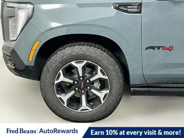 New 2026 GMC Yukon AT4 w/ AT4 Premium Plus Package image 21