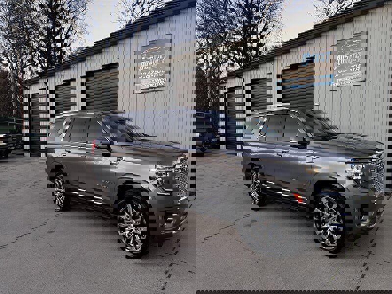 Used 2021 GMC Yukon Denali w/ Denali Ultimate Package image 4