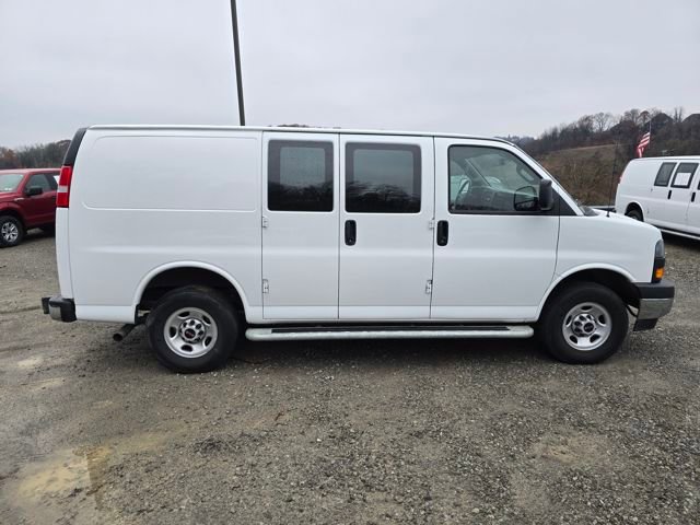 Used 2024 GMC Savana 2500 w/ Driver Convenience Package image 6