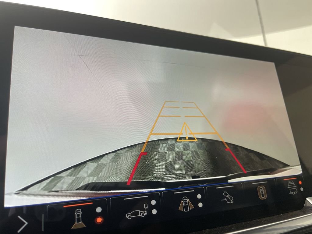 New 2025 GMC Sierra 2500 SLT w/ SLT Premium Package image 15