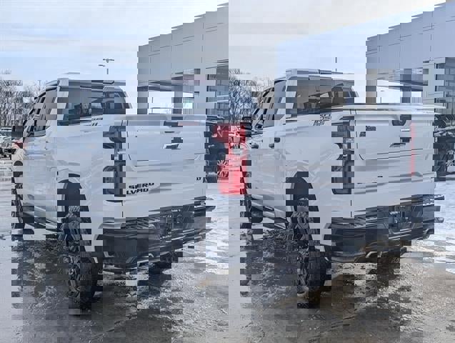 Used 2024 Chevrolet Silverado 1500 LT Trail Boss w/ Convenience Package II image 8