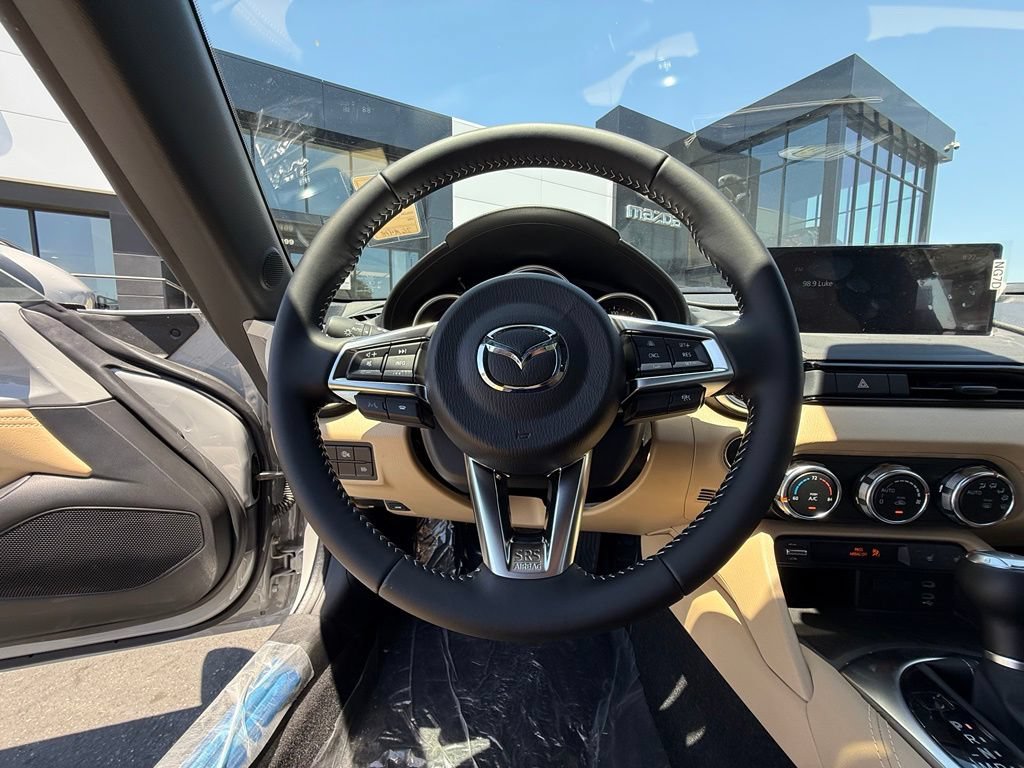 New 2026 MAZDA MX-5 Miata RF Grand Touring w/ Weather Package RWD image 18