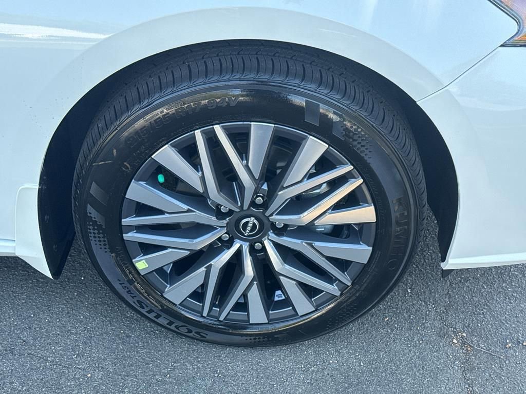 New 2025 Nissan Altima 2.5 SV w/ SV Premium Package image 8