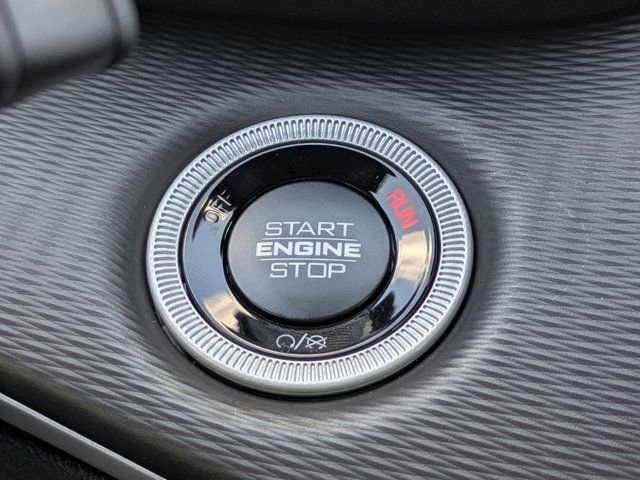 New 2025 Jeep Grand Cherokee L Altitude image 25