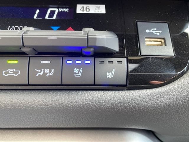 New 2026 Toyota Tundra Limited AWD/4WD image 13