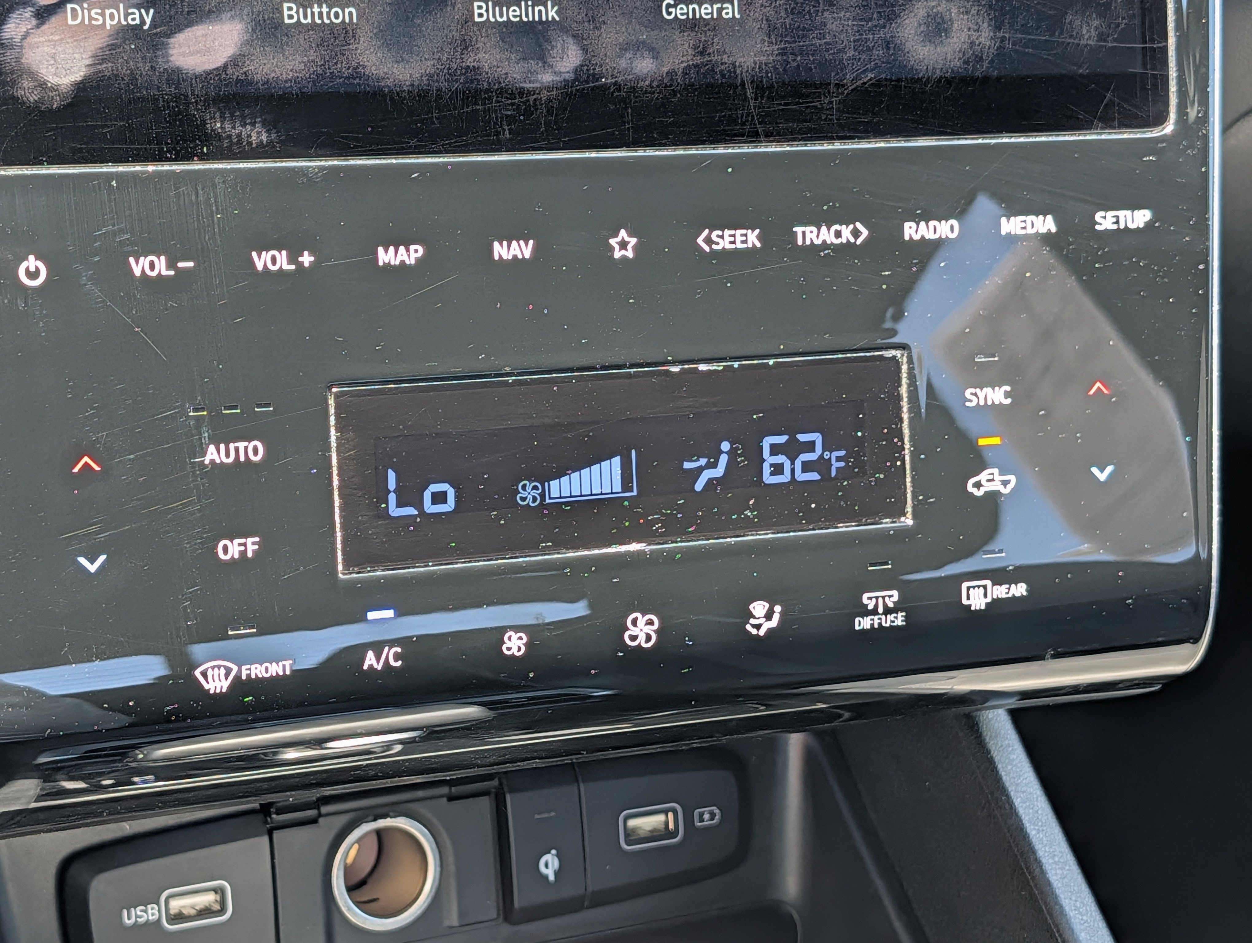 Used 2022 Hyundai Santa Cruz Limited AWD/4WD image 23