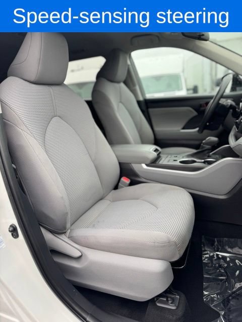 Used 2020 Toyota Highlander L AWD/4WD image 32