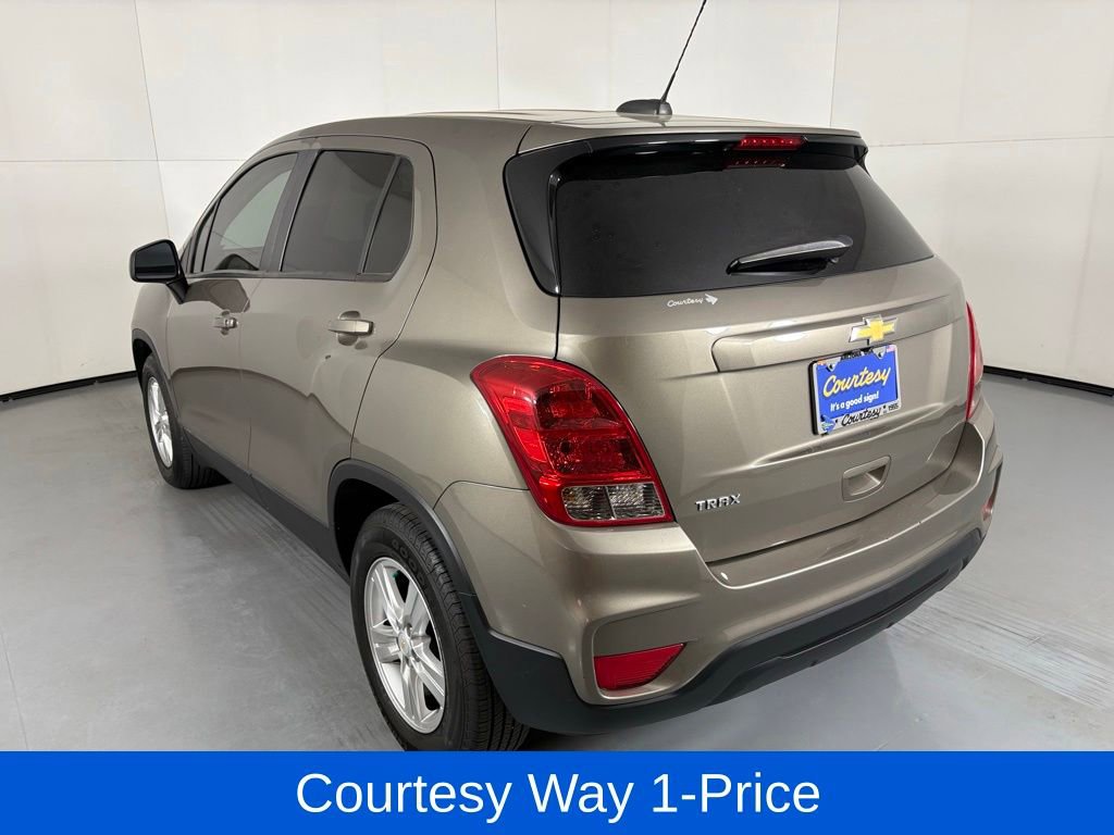 Used 2021 Chevrolet Trax LS w/ Tint and Cruise Package FWD image 8