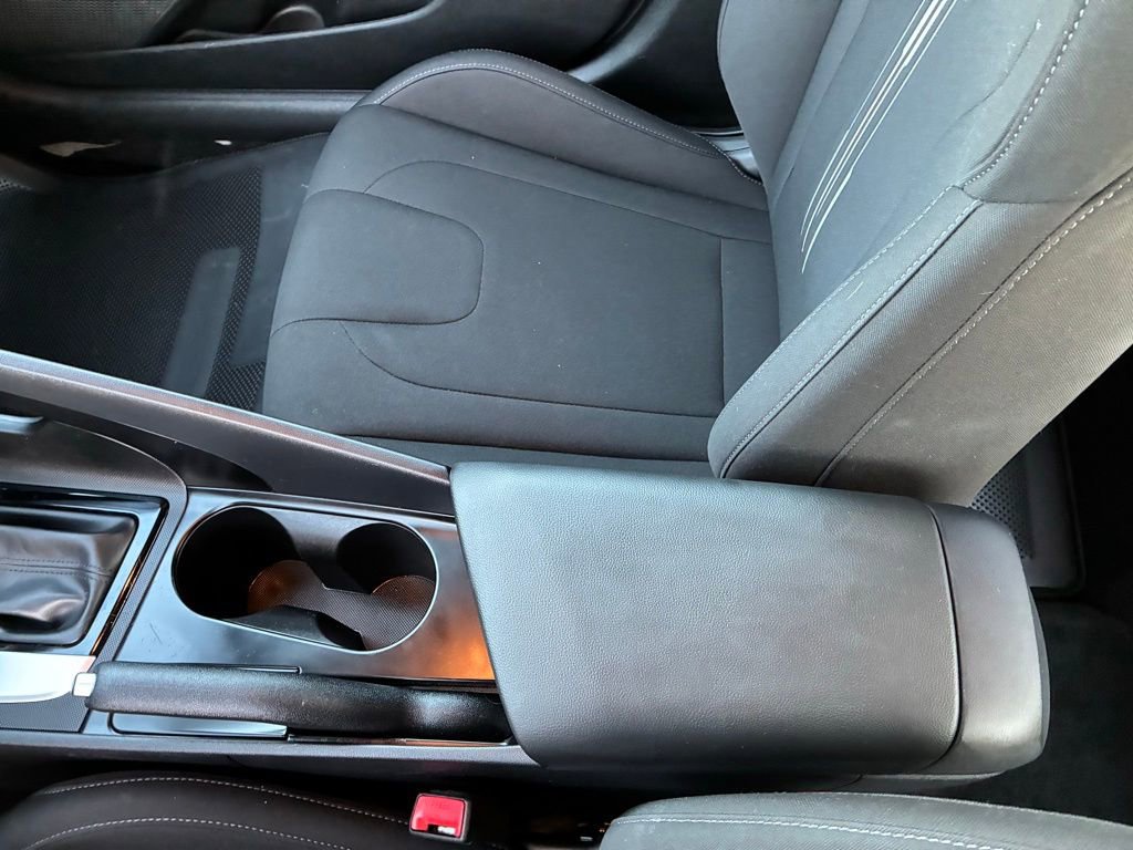 Used 2023 Hyundai Elantra SEL image 32