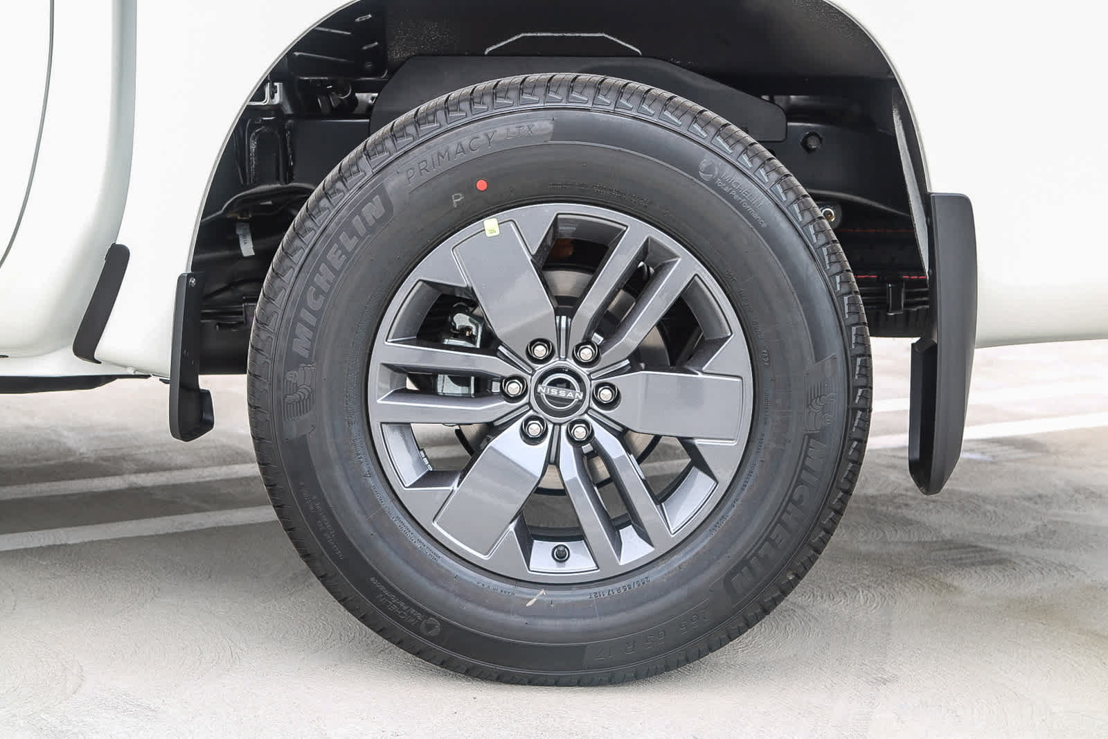 New 2025 Nissan Frontier SV w/ SV Convenience Package RWD image 10
