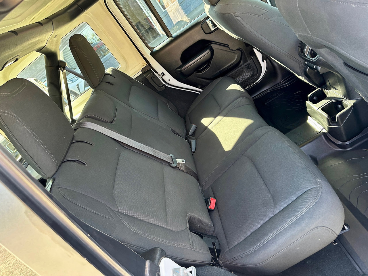 Used 2022 Jeep Wrangler Unlimited Sport w/ Cold Weather Group image 24