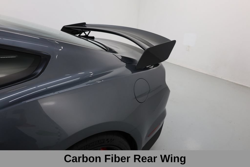 Used 2022 Ford Mustang Shelby GT500 w/ Carbon Fiber Track Pack RWD image 18