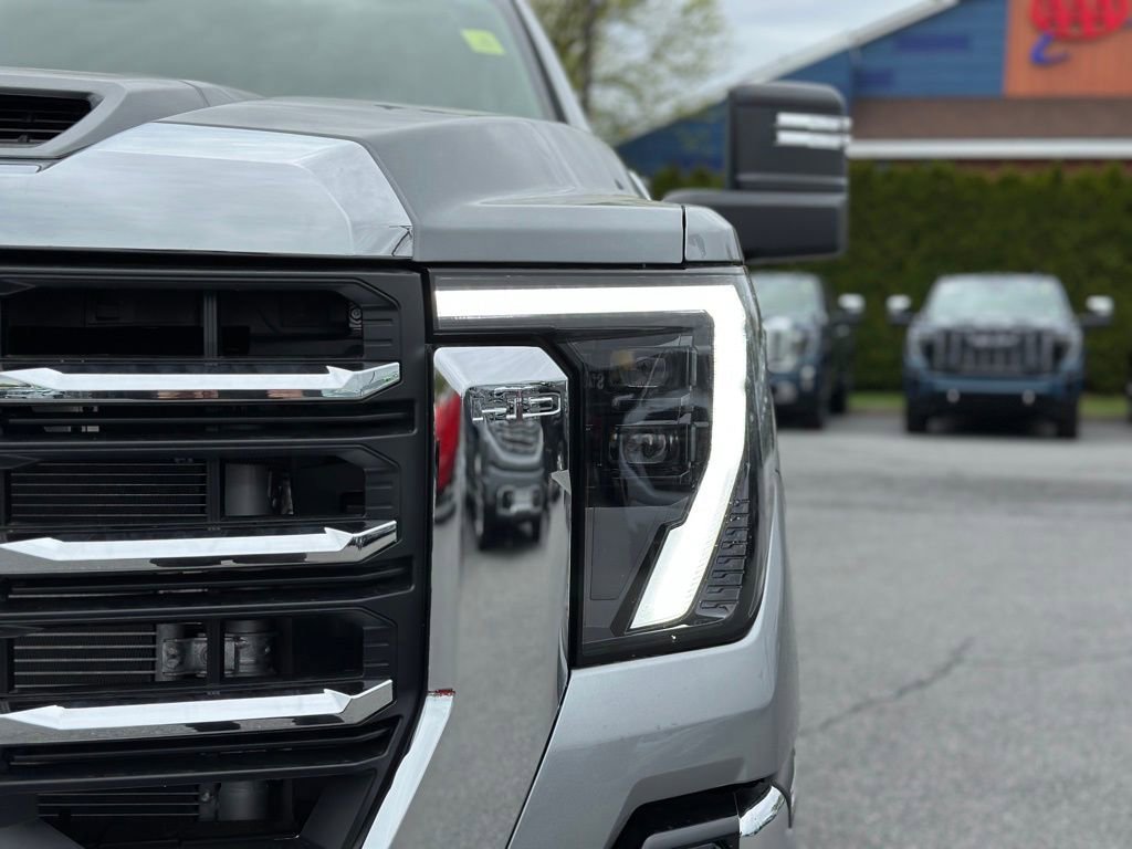 New 2026 GMC Sierra 2500 SLE w/ SLE Value Package; AWD/4WD image 33