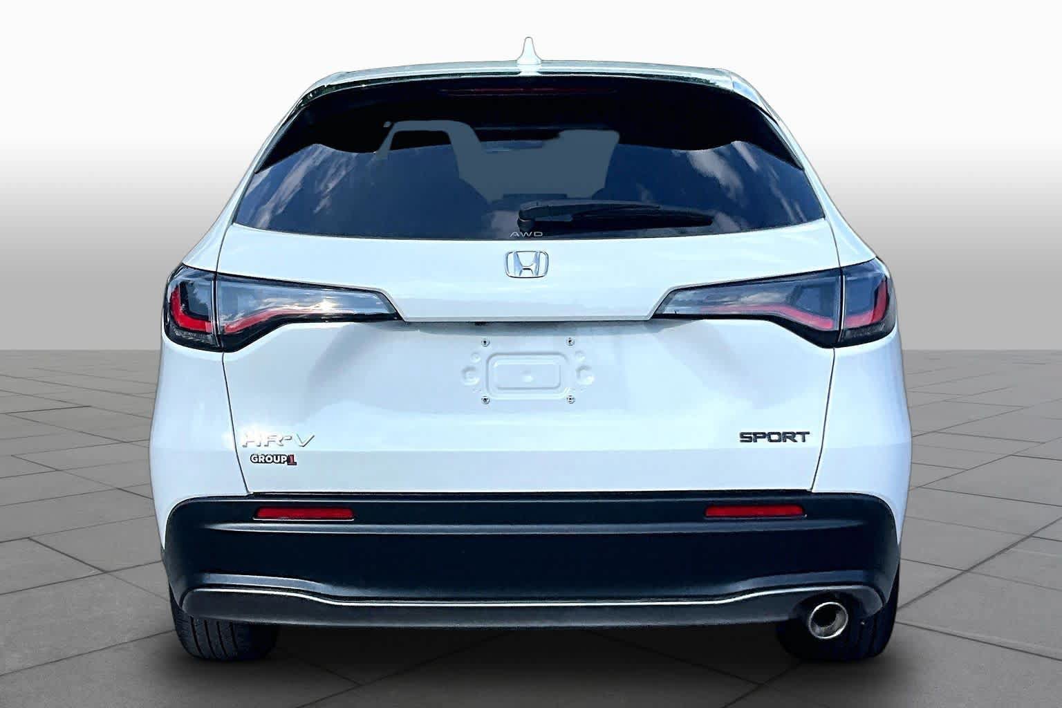 Used 2024 Honda HR-V Sport image 5