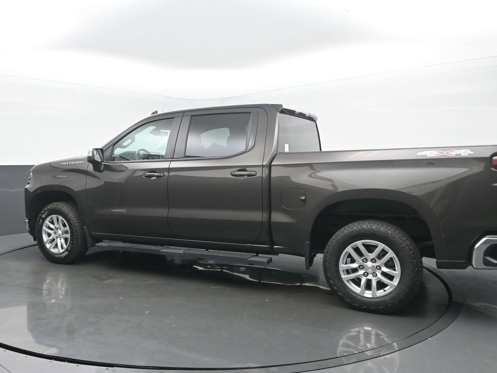 Used 2021 Chevrolet Silverado 1500 LT AWD/4WD image 3