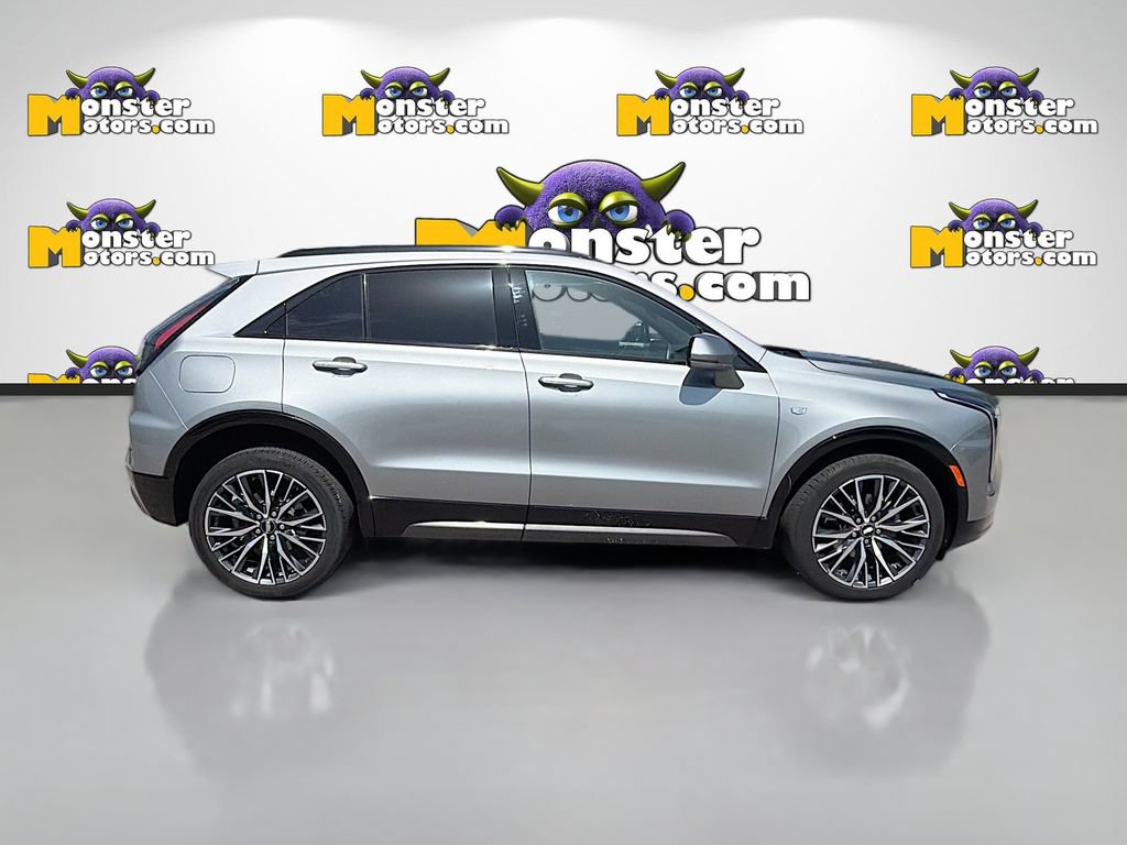 Used 2024 Cadillac XT4 Sport AWD/4WD image 4