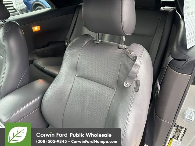 Used 2006 Toyota Solara Convertible image 24