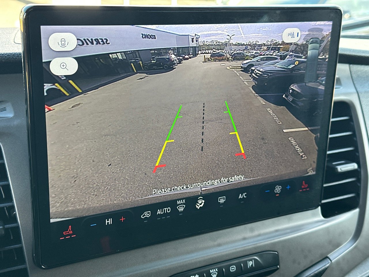 Used 2022 Ford Transit 350 XLT image 31