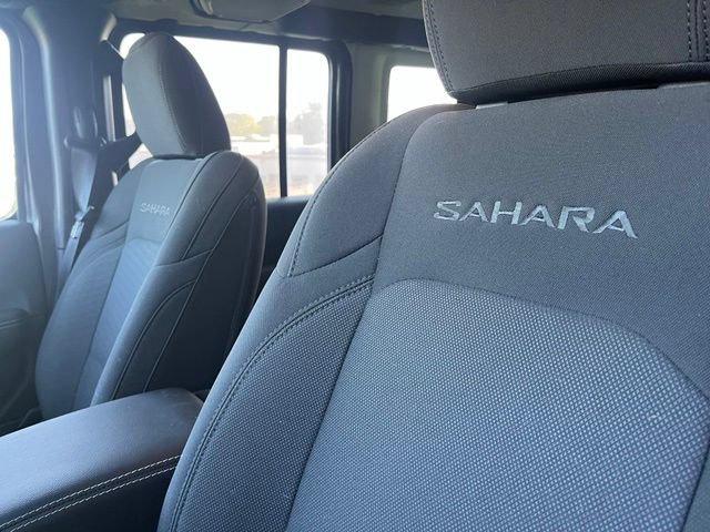 Certified 2022 Jeep Wrangler Unlimited Sahara AWD/4WD image 14
