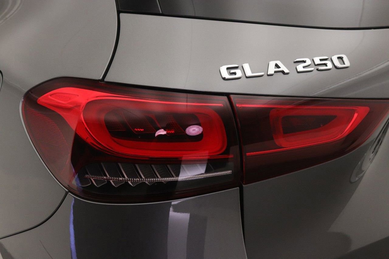 Certified 2023 Mercedes-Benz GLA 250 image 21