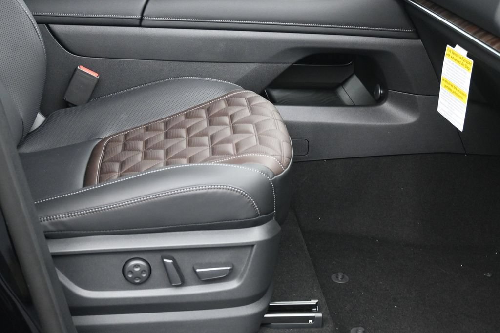 New 2026 Nissan Armada Platinum AWD/4WD image 7