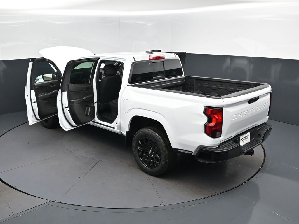 New 2026 Chevrolet Colorado W/T w/ WT Custom Package RWD image 2