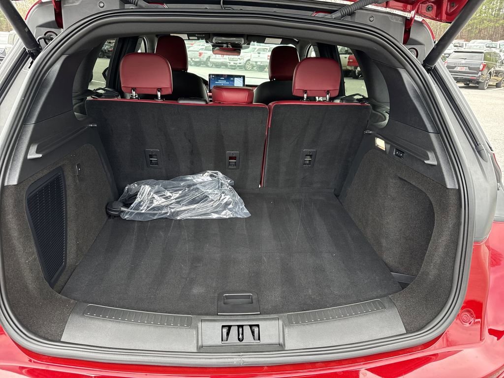 Used 2025 Lincoln Corsair Grand Touring w/ Equipment Group 301A image 18