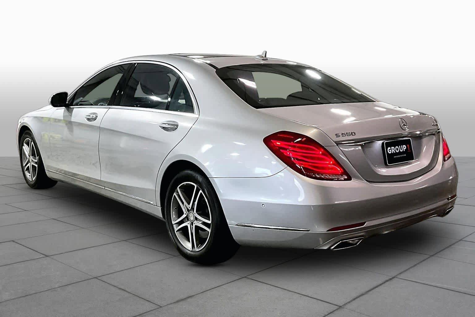 Used 2016 Mercedes-Benz S 550 4MATIC Sedan image 12